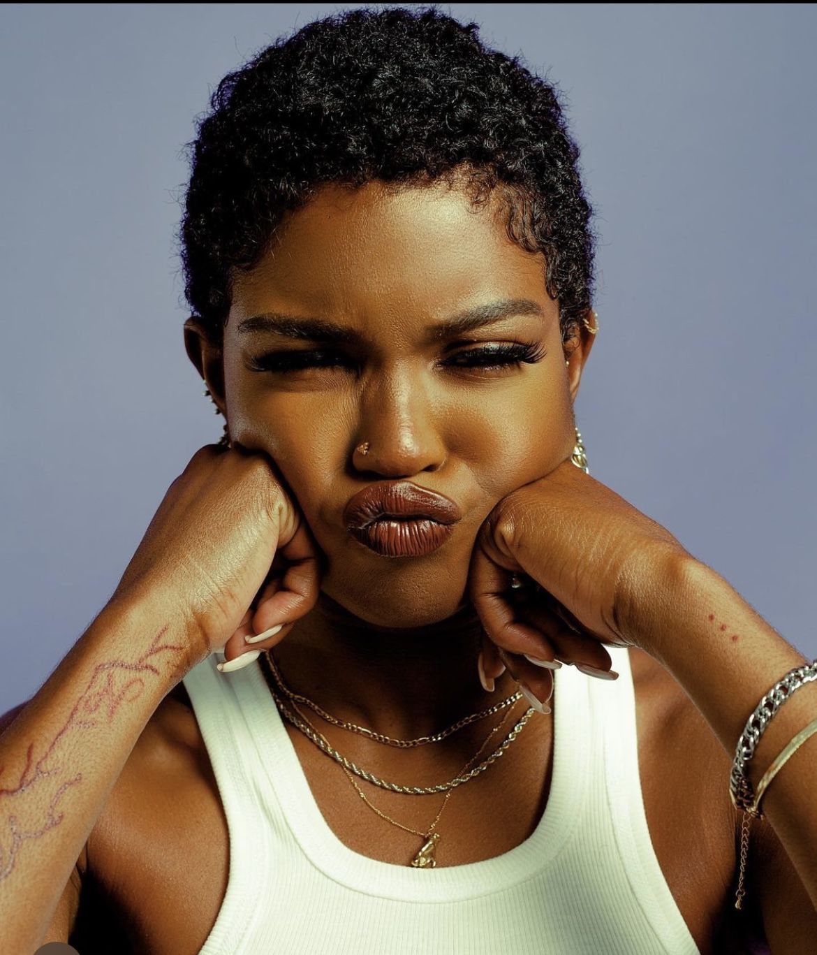 short hairstyle for black women