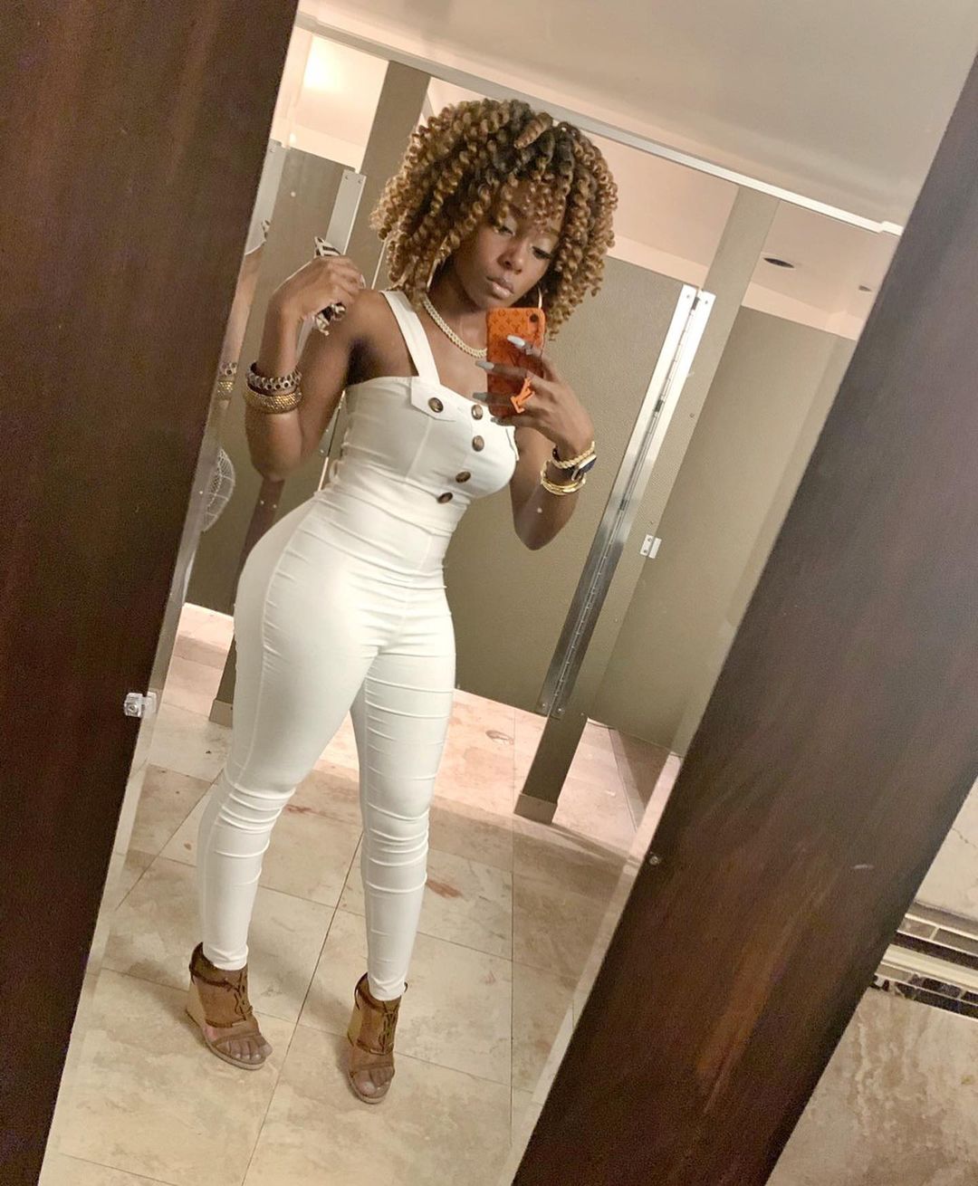 Crochet braids for Black women - Protective hairstyles cute NHP Approved brain snacks vandry king