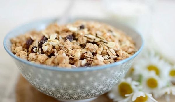 food for hair growth iron-fortified cereals