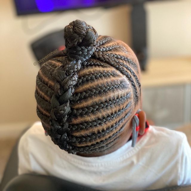 knotless feed-In stitch braids, two feed in braids, small feed-in braids ponytail, 6 feed in braids with box braids